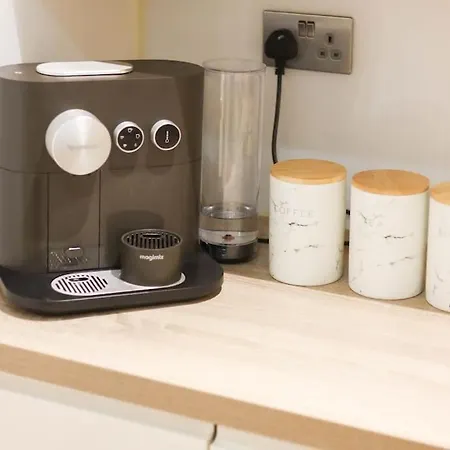 Centre, Spacious, Ensuite, Smart Tv, Sofa Bed Апартаменты