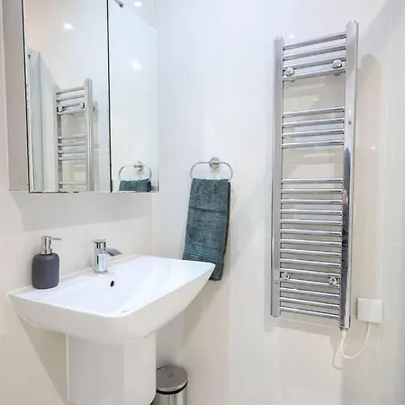 Centre, Spacious, Ensuite, Smart Tv, Sofa Bed Апартаменты Бристоль