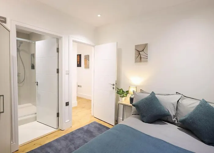 Centre, Spacious, Ensuite, Smart Tv, Sofa Bed * Bristol