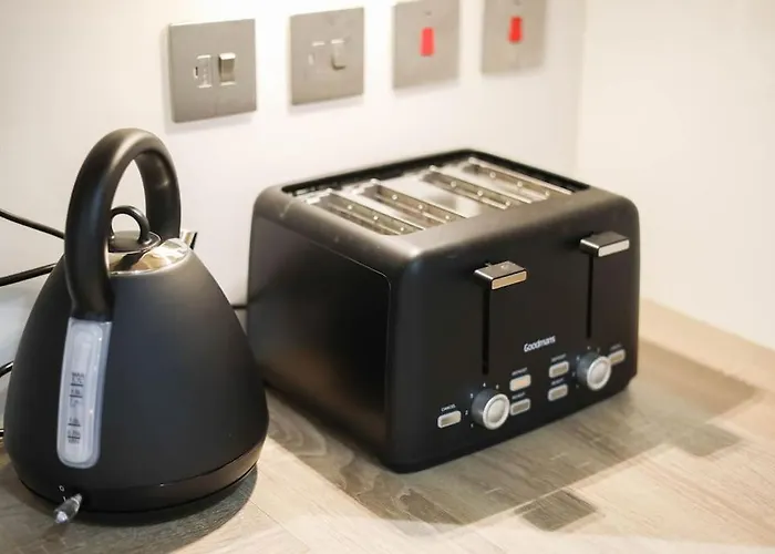 Centre, Spacious, Ensuite, Smart Tv, Sofa Bed *