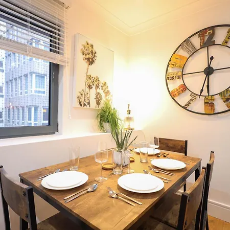 Appartement Centre, Spacious, Ensuite, Smart Tv, Sofa Bed