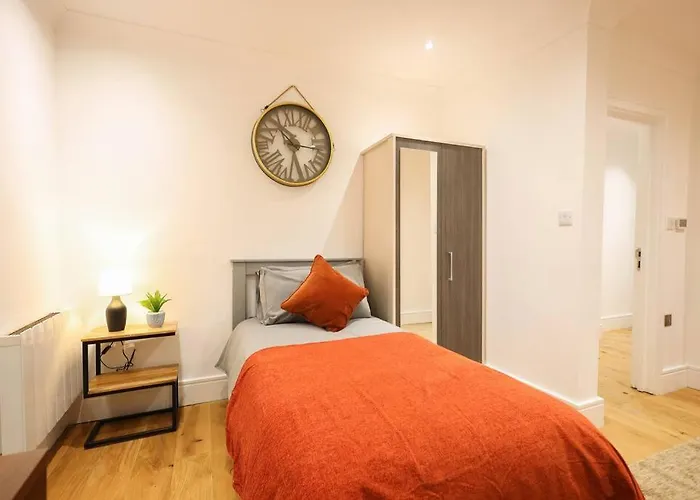 Appartamento Centre, Spacious, Ensuite, Smart Tv, Sofa Bed Bristol